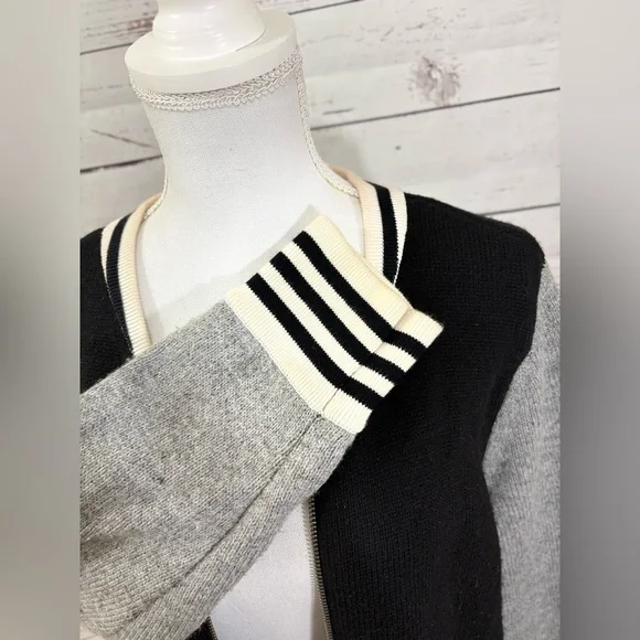 Vintage Torrid Knit Varsity Jacket in Size 2 - Picture 5 of 9